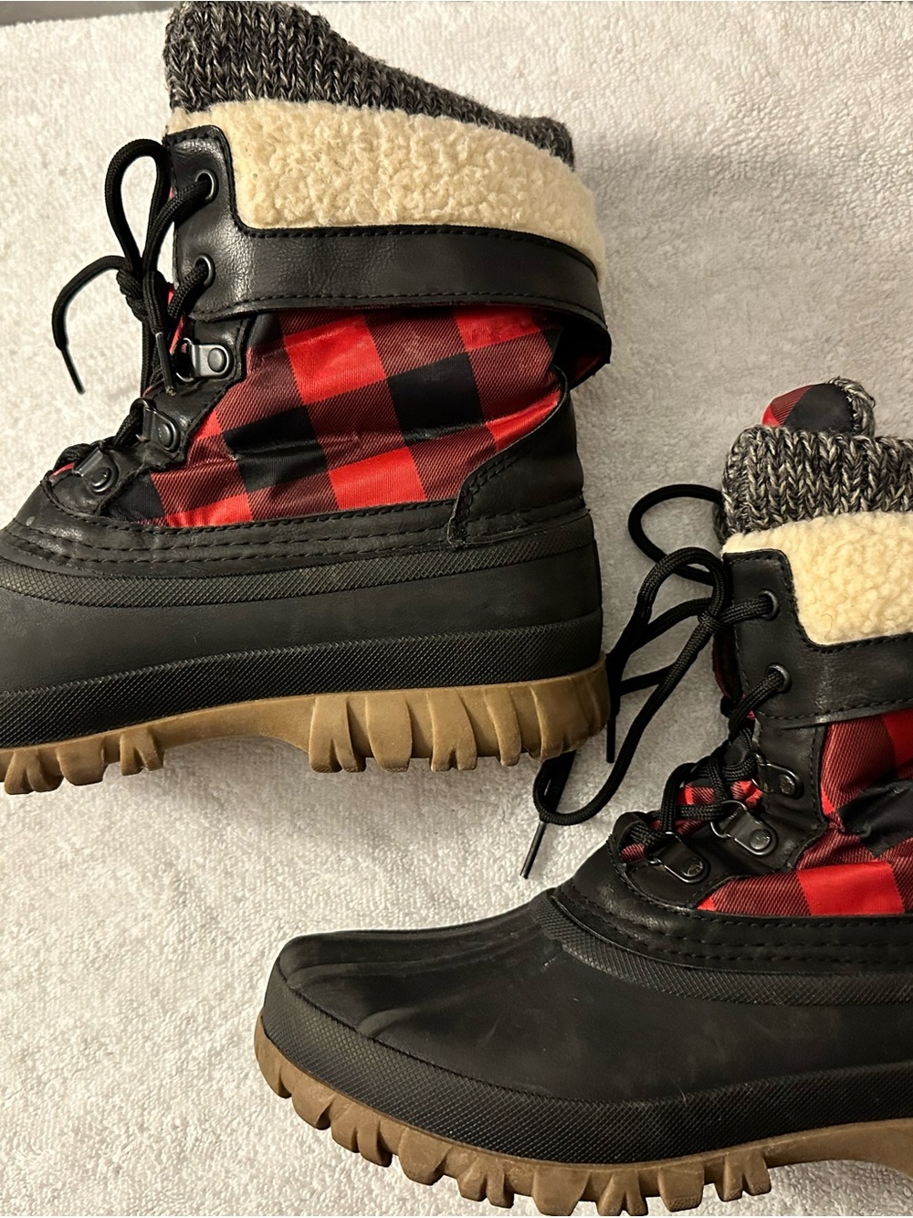 Women’s Black & Red Plaid Insulated Winter Boots